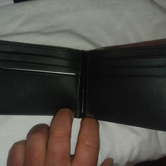 Coach Bill fold in Charcoal gray - Picture 4 of 4